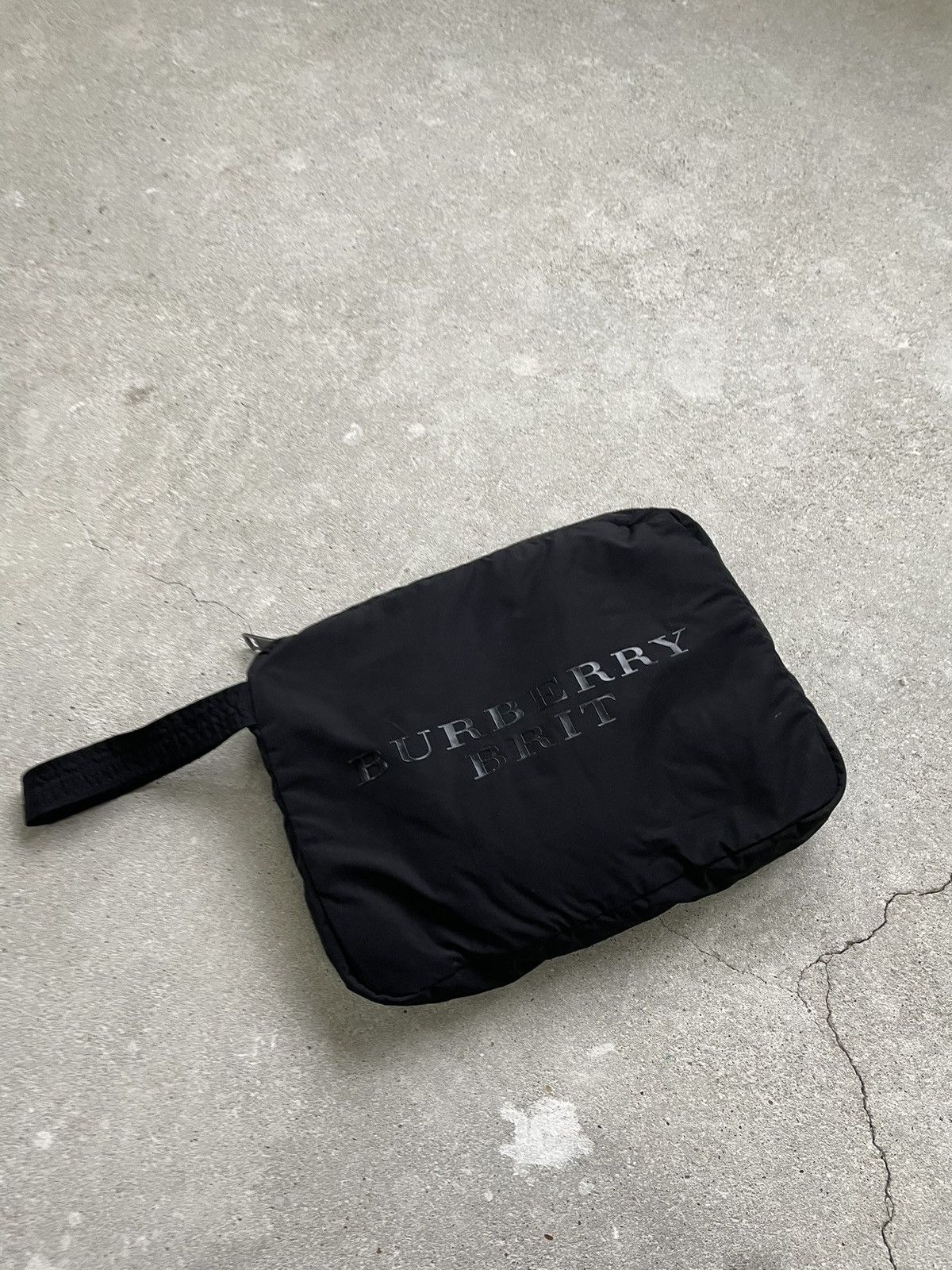 Burberry Burberry Brit clutch hand bag black nylon Size ONE SIZE - 8 Thumbnail