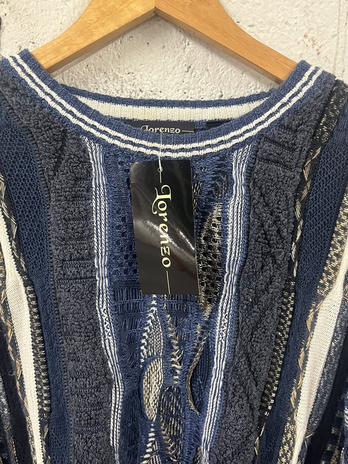 Coogi Coogi style 3d knit crazy rare sweater 90s streetwear Size US XL / EU 56 / 4 - 6 Thumbnail