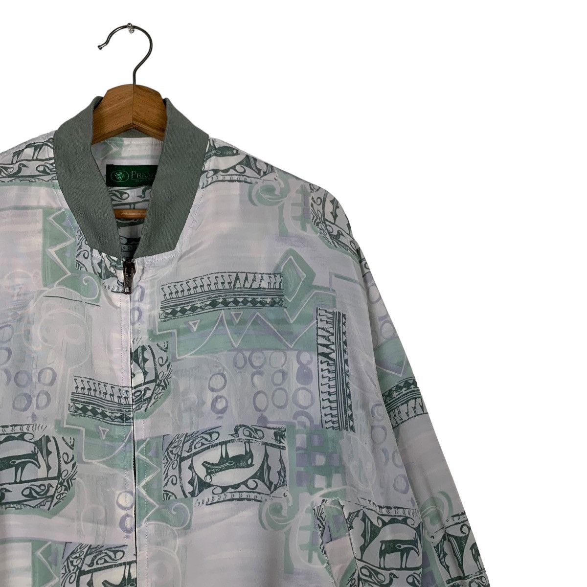 Japanese Brand Vintage PREMIUM Fullprint Light Bomber Jacket #0376-C17 Size US L / EU 52-54 / 3 - 5 Thumbnail