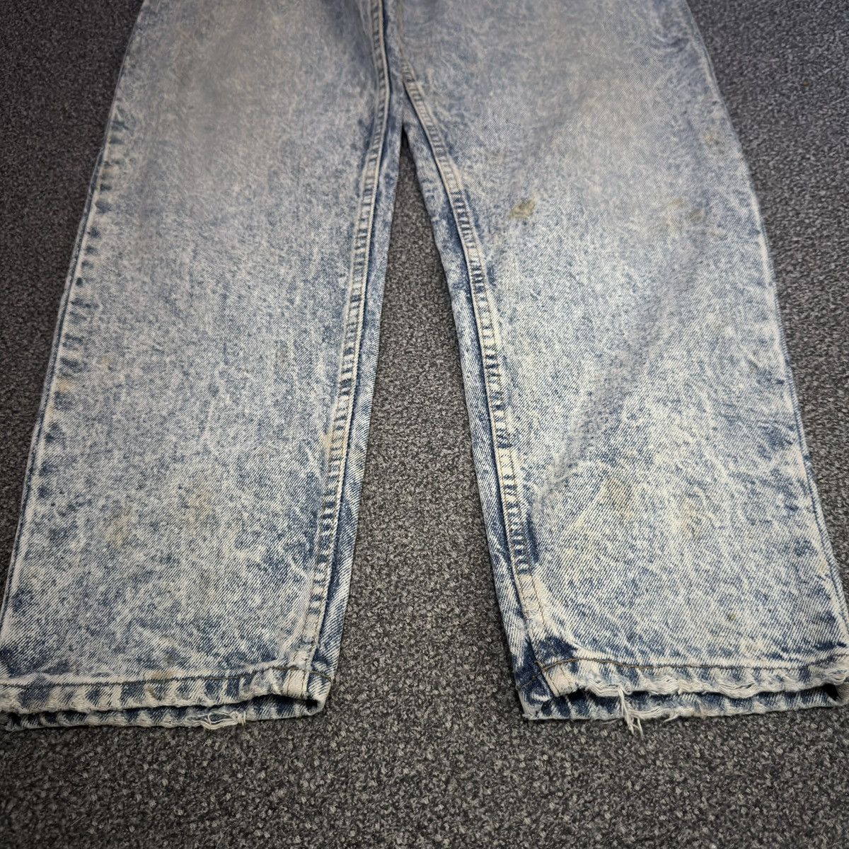 Levi's Vintage Clothing Vintage Thrash 90s Levis 505 IRREGULAR Acid Wash Rare Denim Size US 34 / EU 50 - 5 Thumbnail