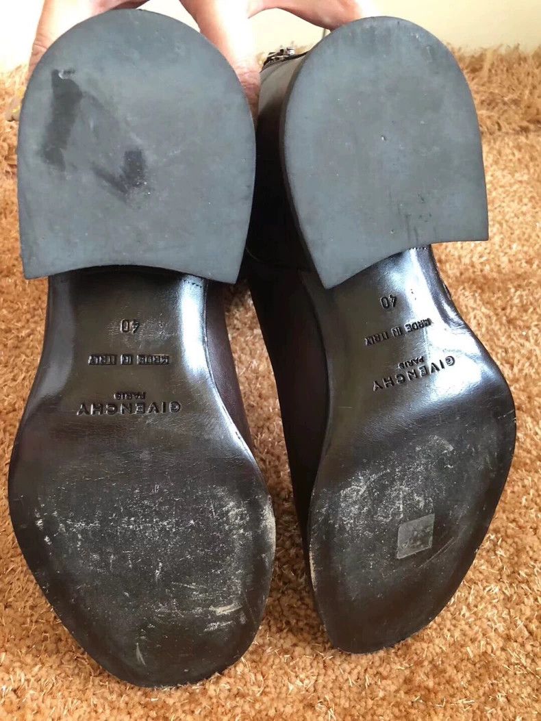 Givenchy Givenchy Chelsea boots with design Size US 7 / EU 40 - 8 Thumbnail