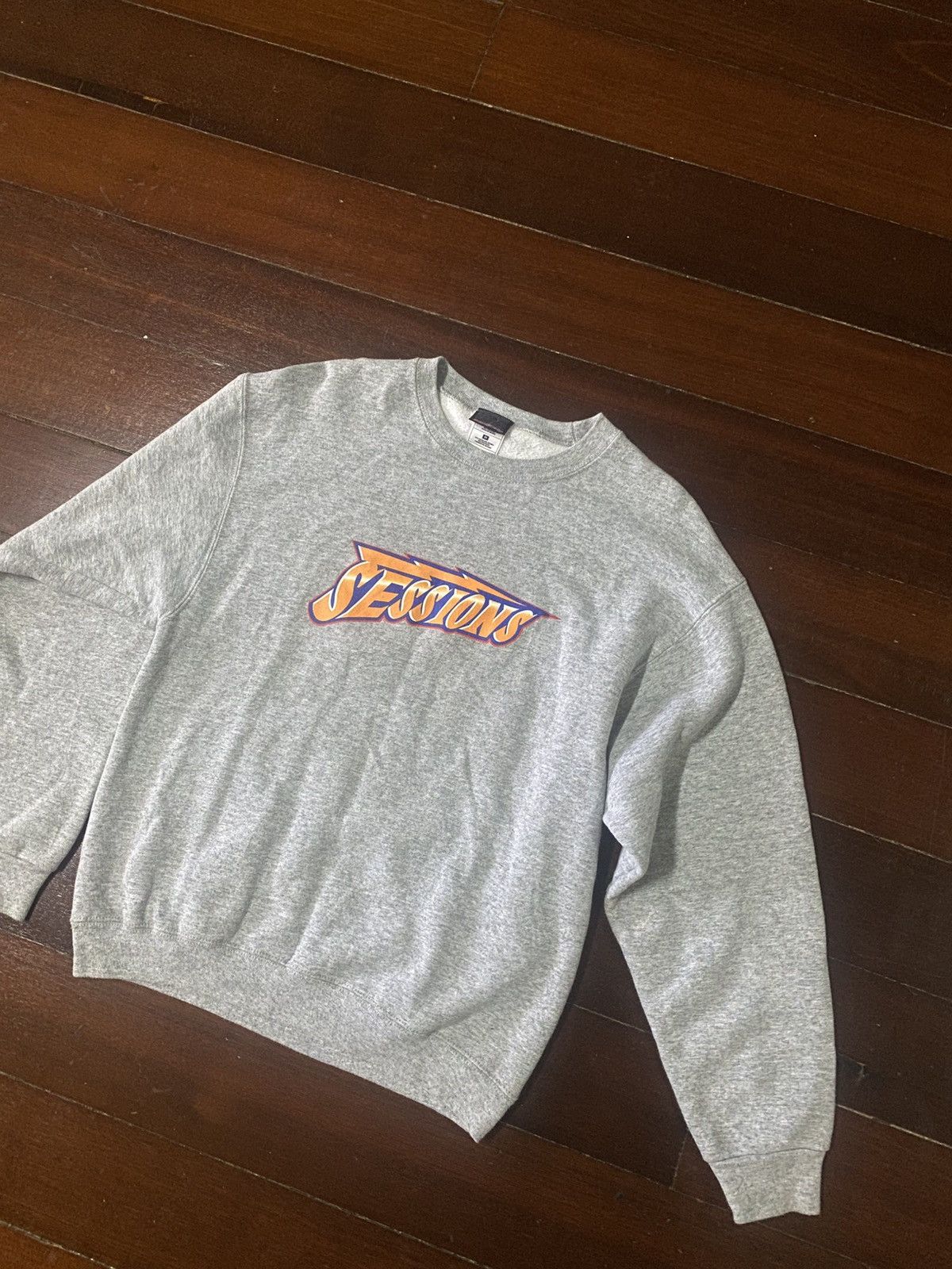 Hook-Ups vintage Y2K seesions skates sweat big logo thunder design Size US M / EU 48-50 / 2 - 3 Thumbnail