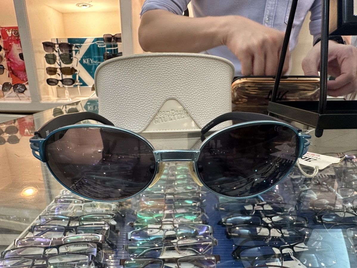 Jean Paul Gaultier 90’s Vintage Jean Paul Gaultier 58 7203 Sunglasses Size ONE SIZE - 4 Thumbnail