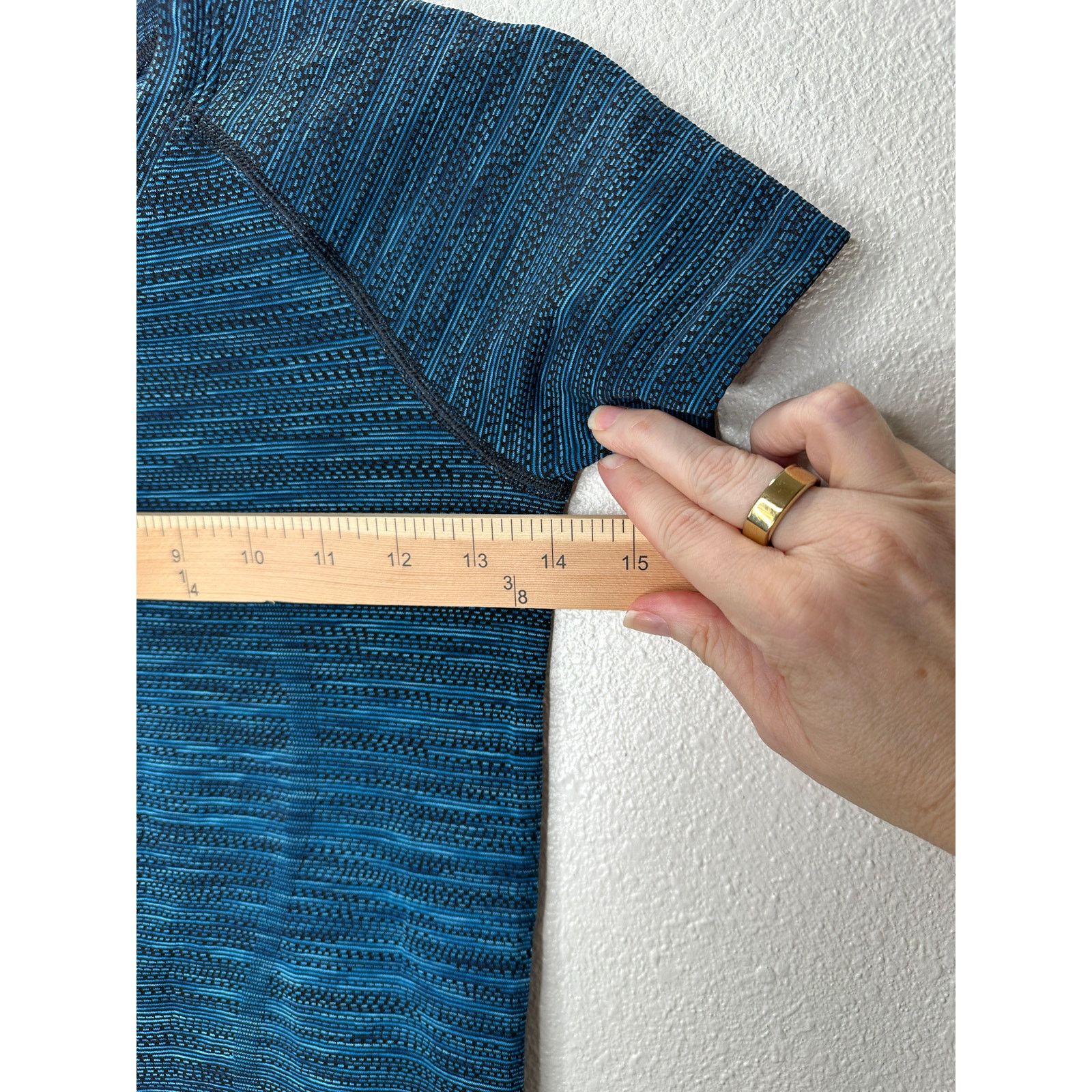 Lululemon Lululemon Blue & Black Stripe Swiftly Tech Short Sleeve Tee Size S / US 4 / IT 40 - 9 Thumbnail