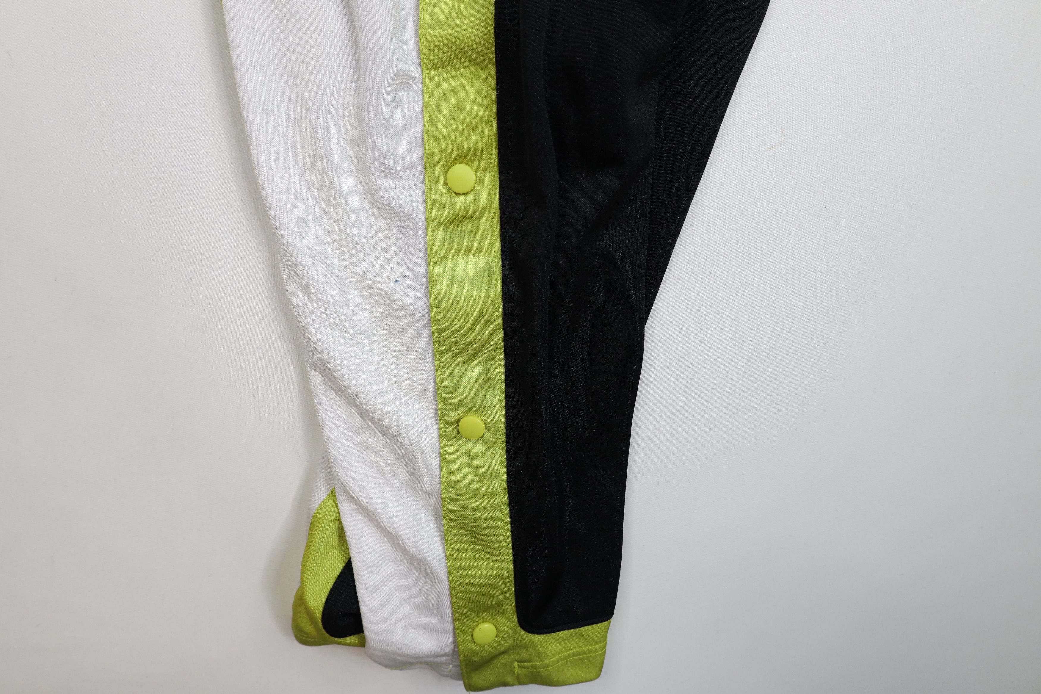 Nike × Vintage Vintage 90s Nike Basketball Swoosh Wide Leg Tearaway Pants Size US 38 / EU 54 - 7 Thumbnail