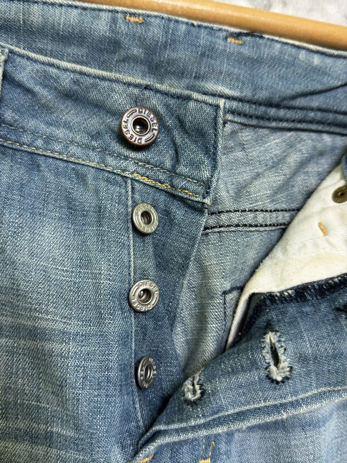 Diesel Diesel Zathan Regular Bootcut Light Wash Denim Jeans Y2K Size US 30 / EU 46 - 11 Thumbnail