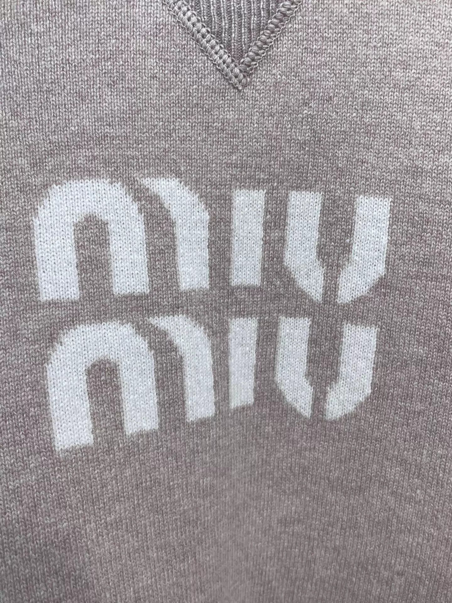 Miu Miu MIU MIU Jacquard Logo Knit Sweater Women's 38 Size XS / US 0-2 / IT 36-38 - 3 Thumbnail