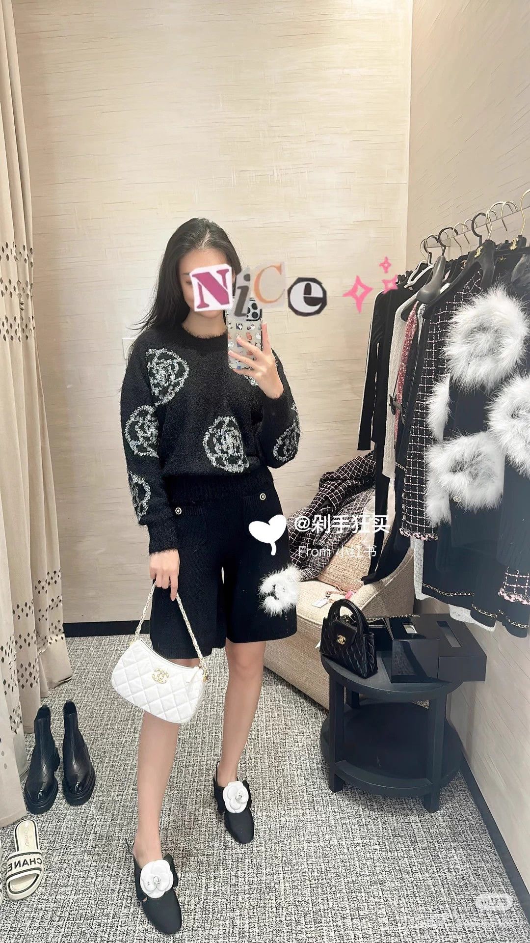 Chanel Chanel 23K Black Feather C Logo Knit Shorts 36 NWT Size 26" / US 2 / IT 38 - 7 Thumbnail