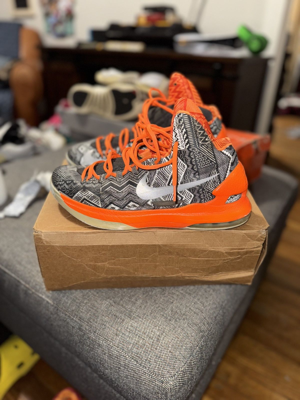 Nike Nike KD 5 BHM Size US 12 / EU 45 - 2 Thumbnail