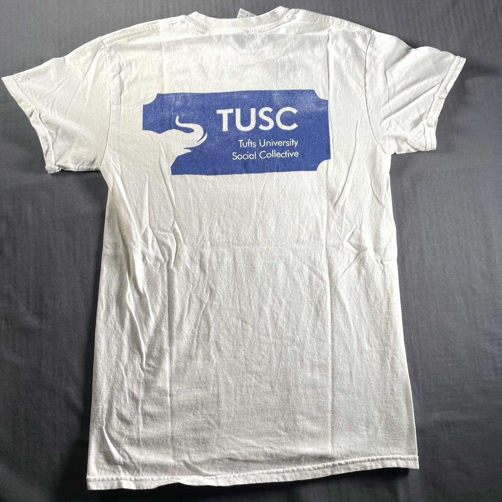 Vintage Tufts University Shirt Men’s Small Tuftonias Day TUSC Elephant Festival Tee White S Mens University Shirt Tee Size US S / EU 44-46 / 1 - 6 Thumbnail