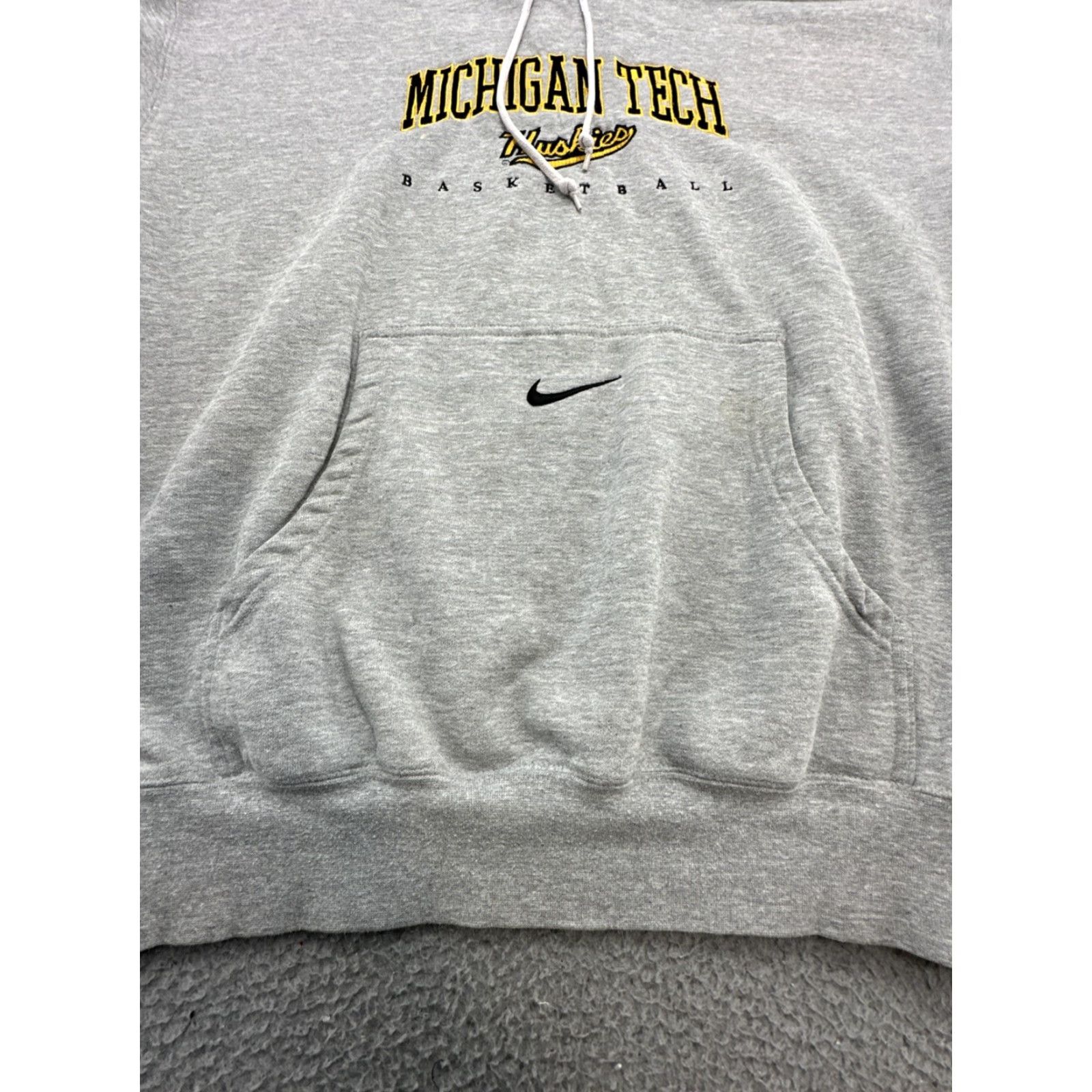 Nike VINTAGE Nike Mens XL Travis Scott Center Swoosh Michigan Tech Basketball Hoodie Gray Size US XL / EU 56 / 4 - 3 Thumbnail