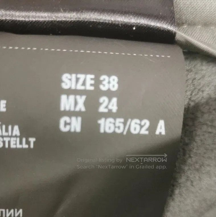 Prada Prada Logo Highlighted Trousers in Gray . Size 37" - 8 Thumbnail