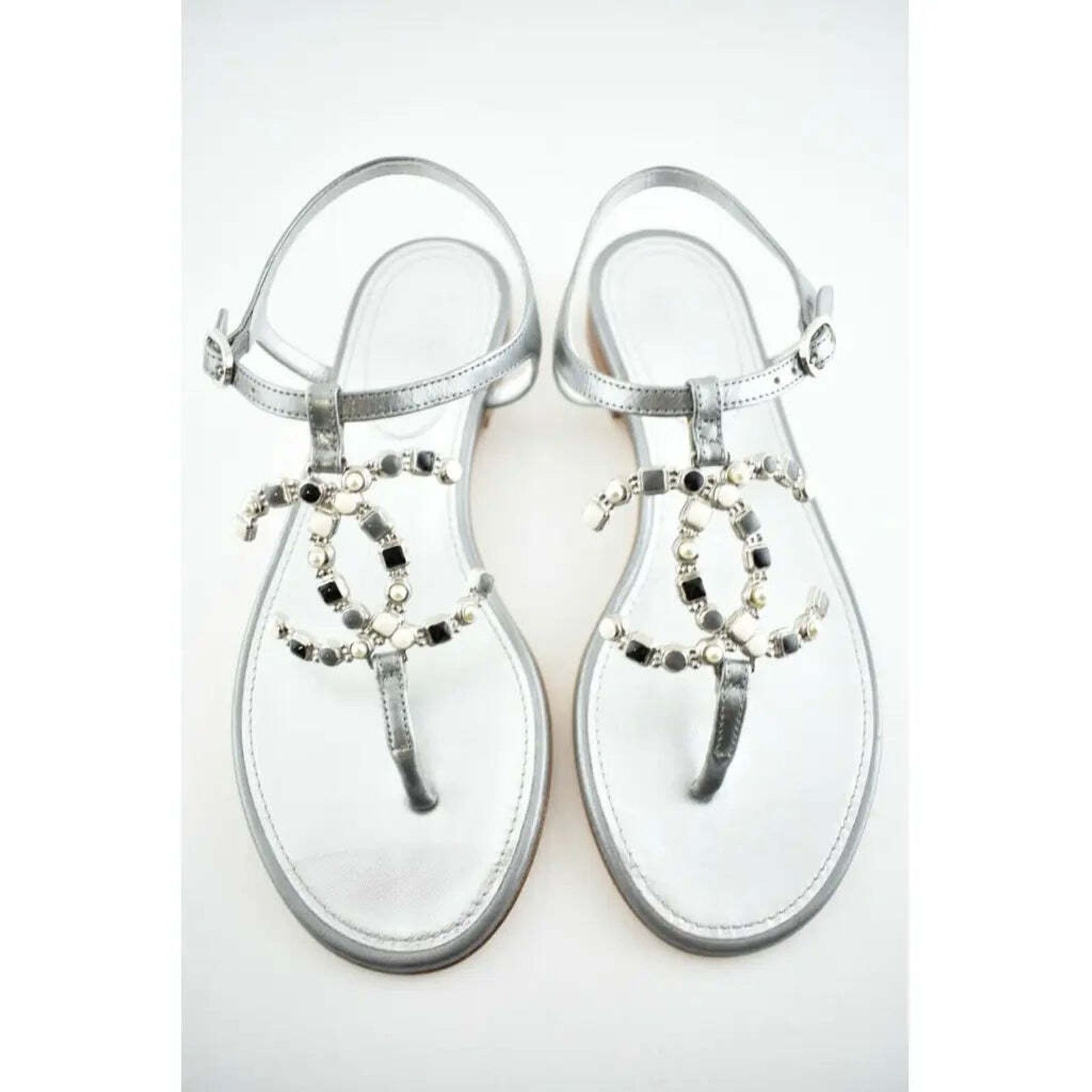 Chanel Chanel 19P Silver Metallized Lambskin CC Logo Mule Slide Size US 6 / IT 36 - 1 Thumbnail