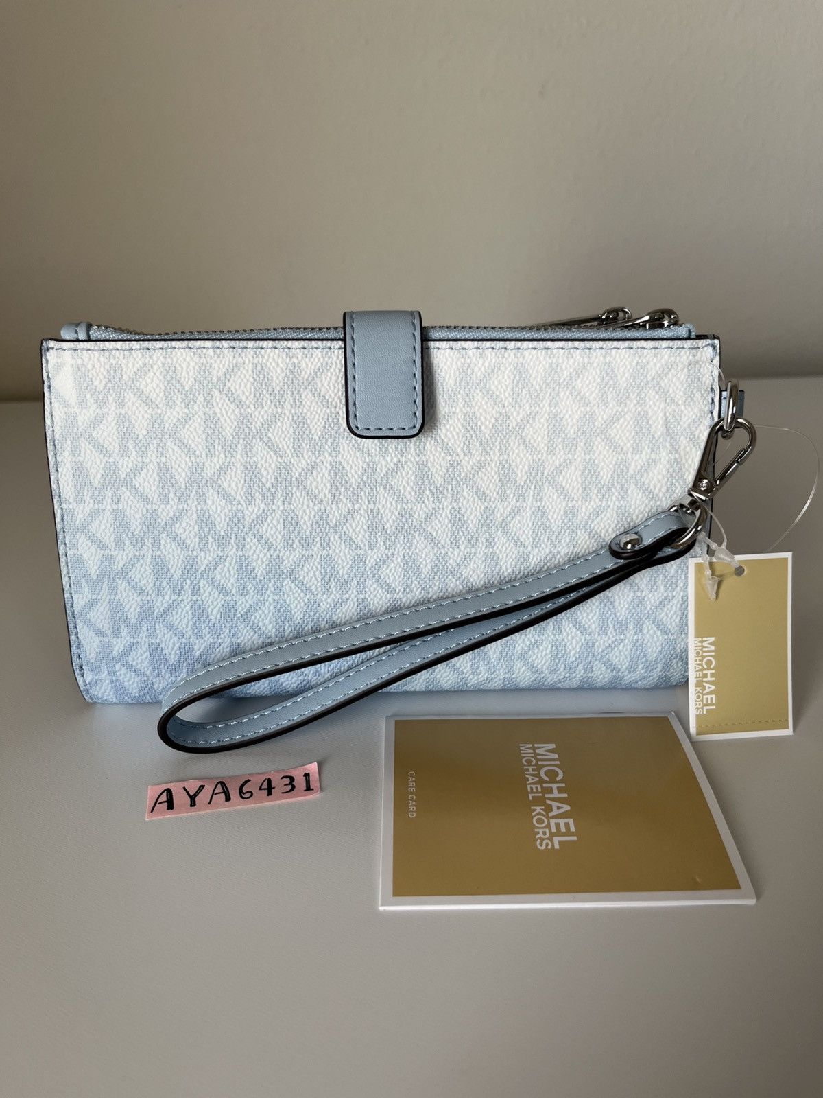 Michael Kors Michael Kors Wallet Size ONE SIZE - 3 Thumbnail