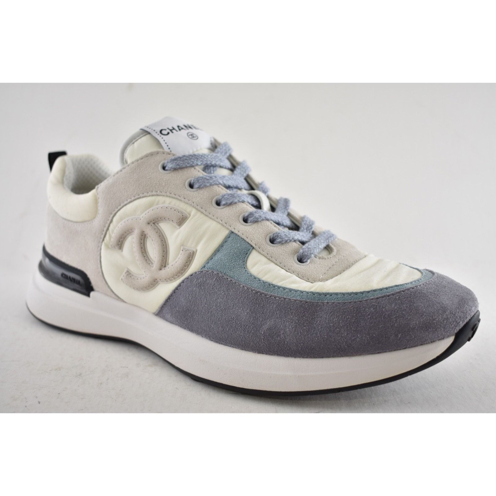 Chanel Mens Suede CC Logo Low Top Lace Up Trainer Sneaker Size US 11 / EU 44 - 5 Thumbnail