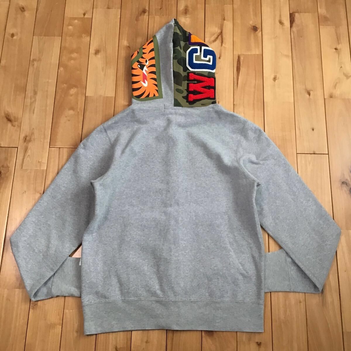 Bape BAPE Shark full zip hoodie 1st camo green a bathing ape Size US M / EU 48-50 / 2 - 2 Thumbnail