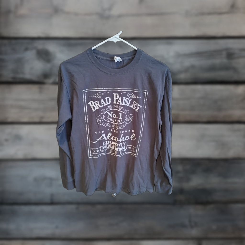 Hanes VINTAGE Brad Paisley Country Nation Concert Long Sleeve T-Shirt Adult Medium Black Graphic Tee Mens Size US M / EU 48-50 / 2 - 1 Thumbnail