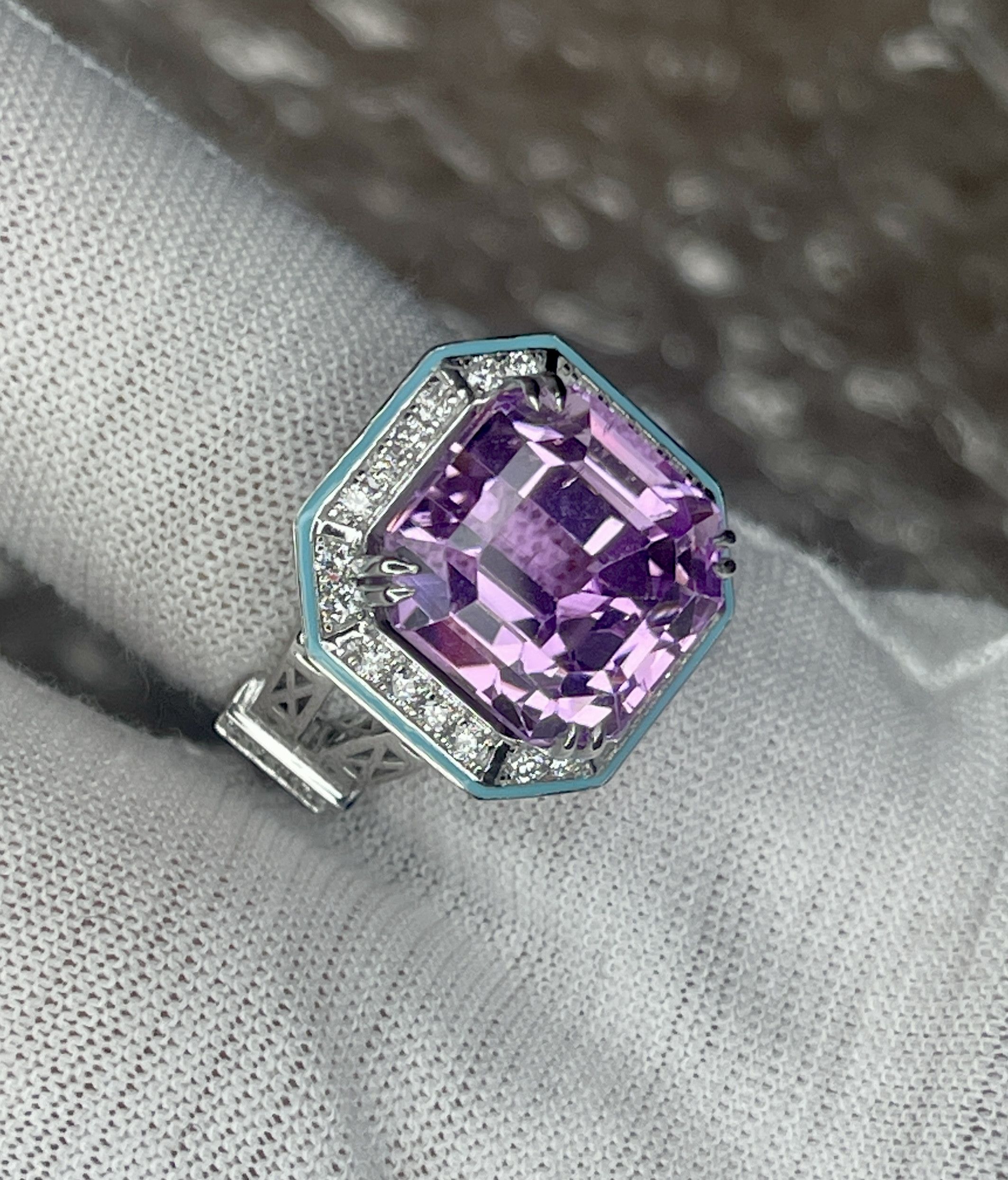 Jewelry Bague Rose Kunzite naturelle 13,82ct Size ONE SIZE - 1 Thumbnail