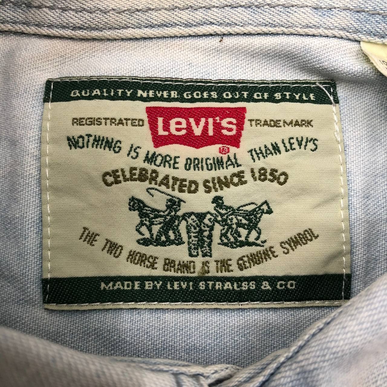 Levi's T310 VTG LEVI'S WORKWEAR BLUE WASH DENIM SHIRTS Size US L / EU 52-54 / 3 - 6 Thumbnail