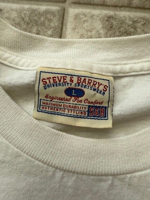 Vintage Vintage Wisconsin Badgers T-Shirt Size US L / EU 52-54 / 3 - 3 Thumbnail