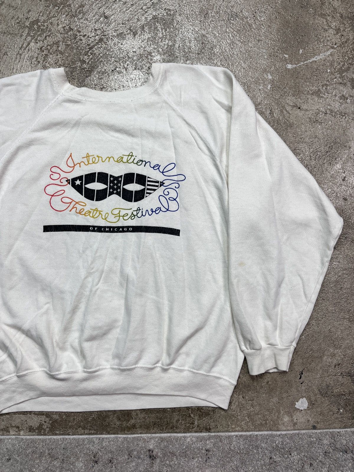 1988 SHAKESPEARE THEATRE CHICAGO FADED SWEATSHIRT - № 1303