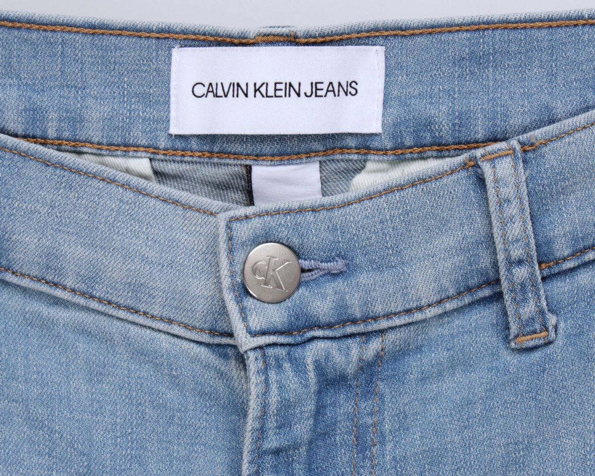 Calvin Klein × Designer Calvin Klein Jeans Light Blue Slim Taper Chino Style Jeans Size US 32 / EU 48 - 4 Thumbnail