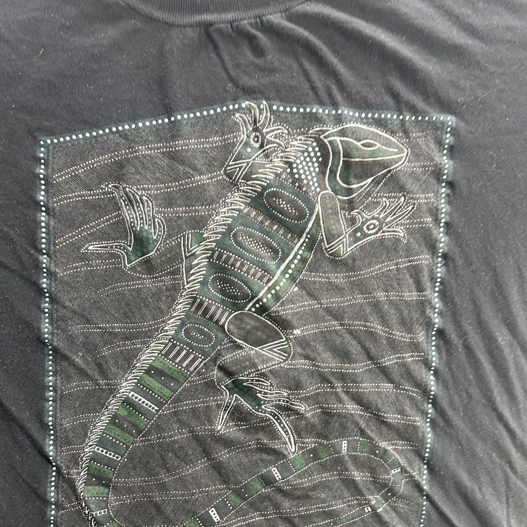 Vintage VINTAGE Tribal Lizard Shirt Mens XL Black Graphic Tee Art Ethnic 90s Men Short Sleeve Crew Neck Size US XL / EU 56 / 4 - 4 Thumbnail