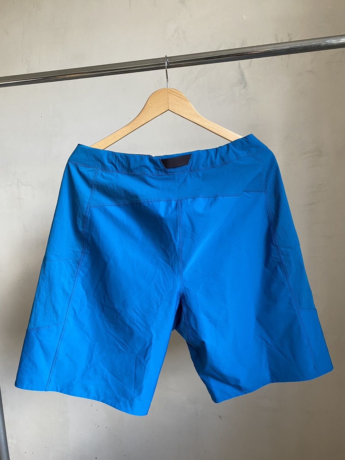 Arc'teryx Arcteryx nylon shorts Size US 36 / EU 52 - 10 Thumbnail