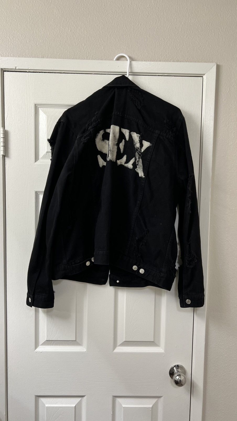 Pacsun Pacsun Ripped Denim Jacket (customized) Size US L / EU 52-54 / 3 - 2 Thumbnail