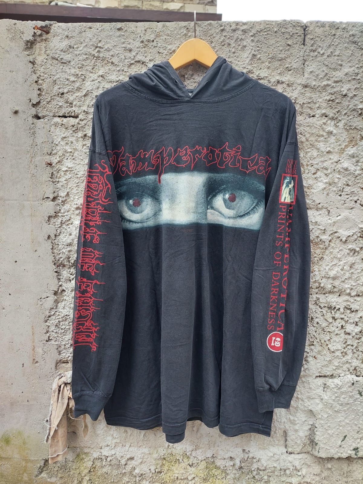 image of Archival Clothing x Band Tees Vintage Cradle Of Filth - Vamperotica 1990S in Black, Men's (Size XL)