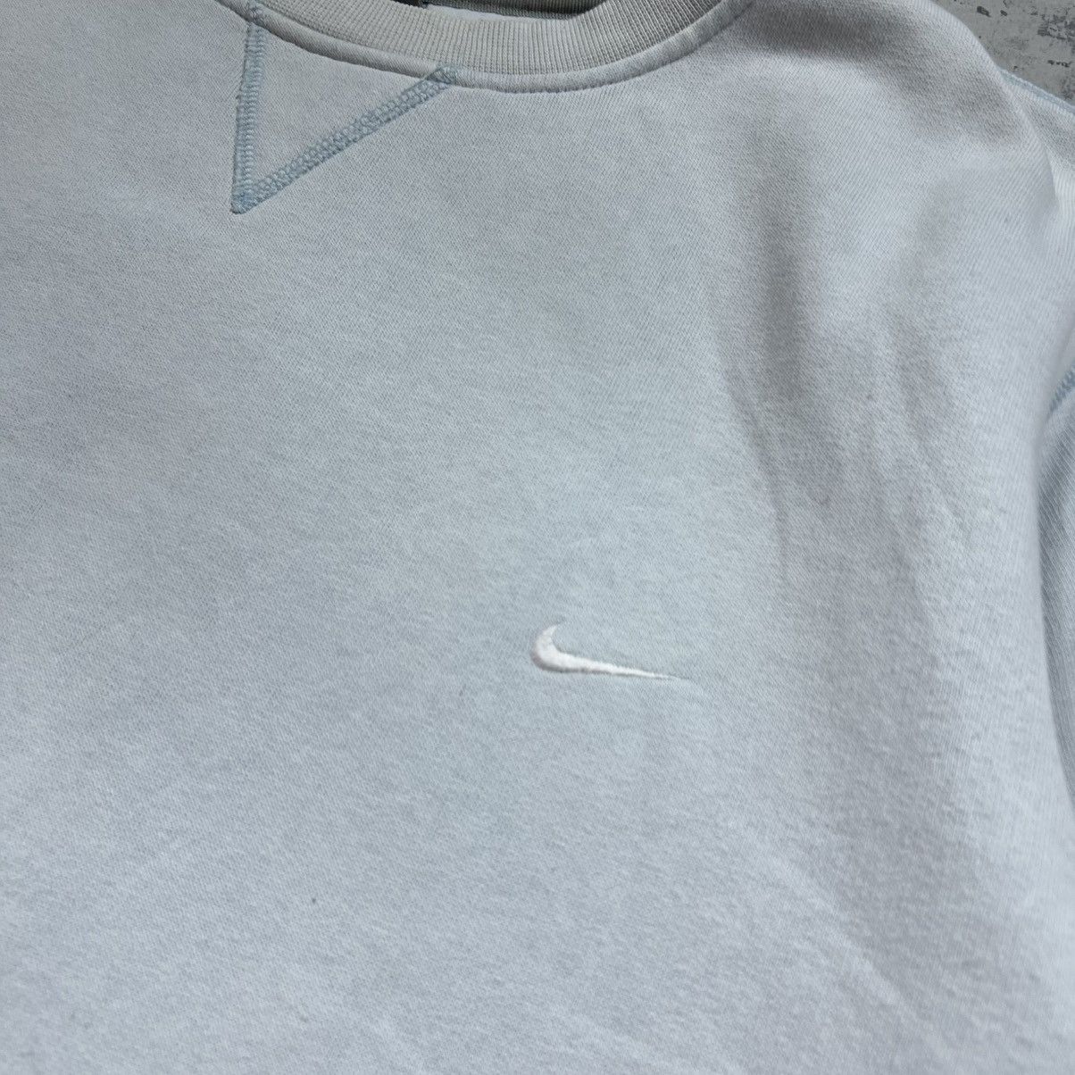 Nike 90s Nike Swoosh Vintage Y2K Oversized Blank Retro Sweatshirt Size US L / EU 52-54 / 3 - 4 Thumbnail