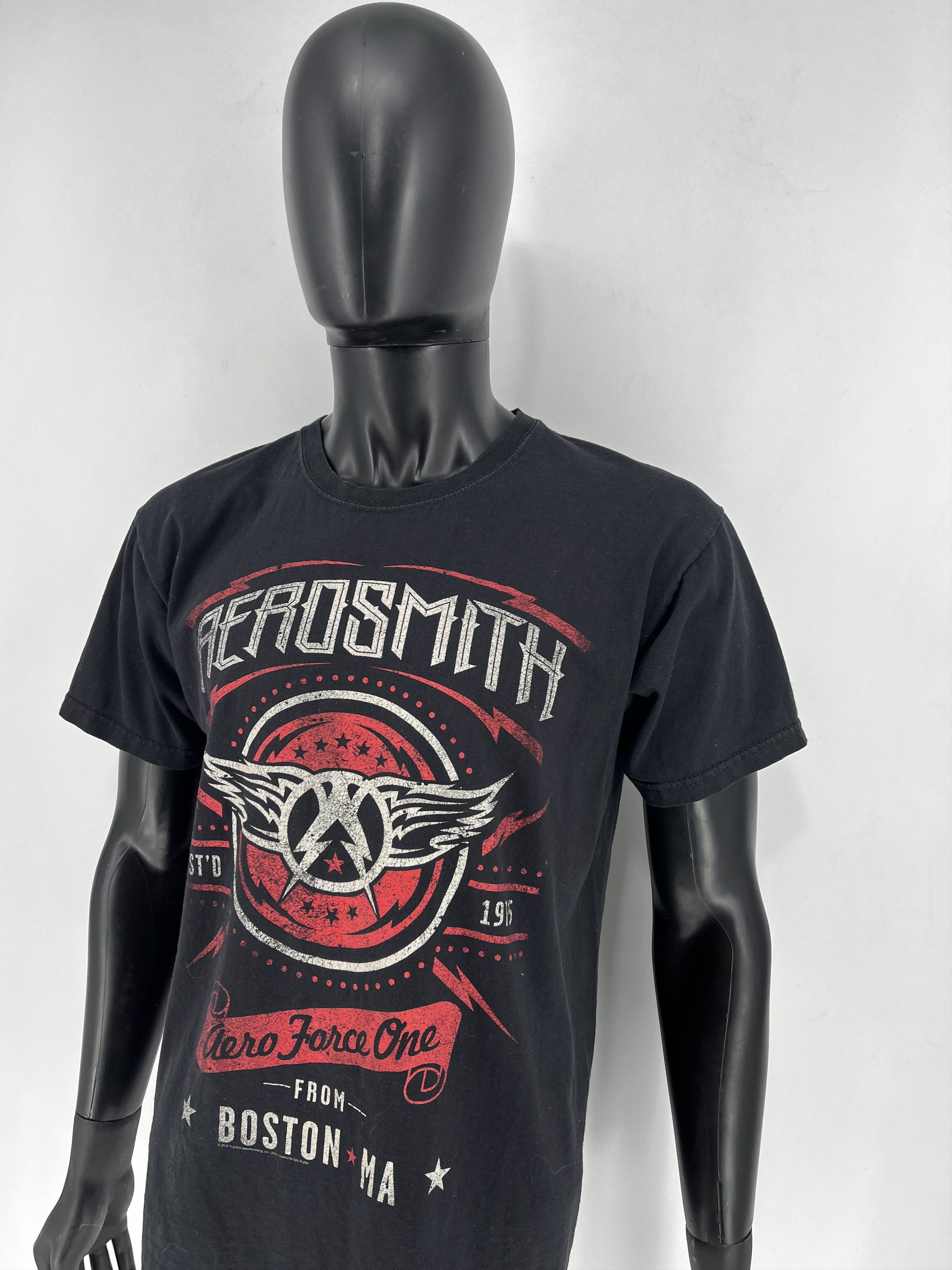 Band Tees Vintage Allstyle Men's Aerosmith 2015 Aero Force One TShirt Size US L / EU 52-54 / 3 - 4 Thumbnail
