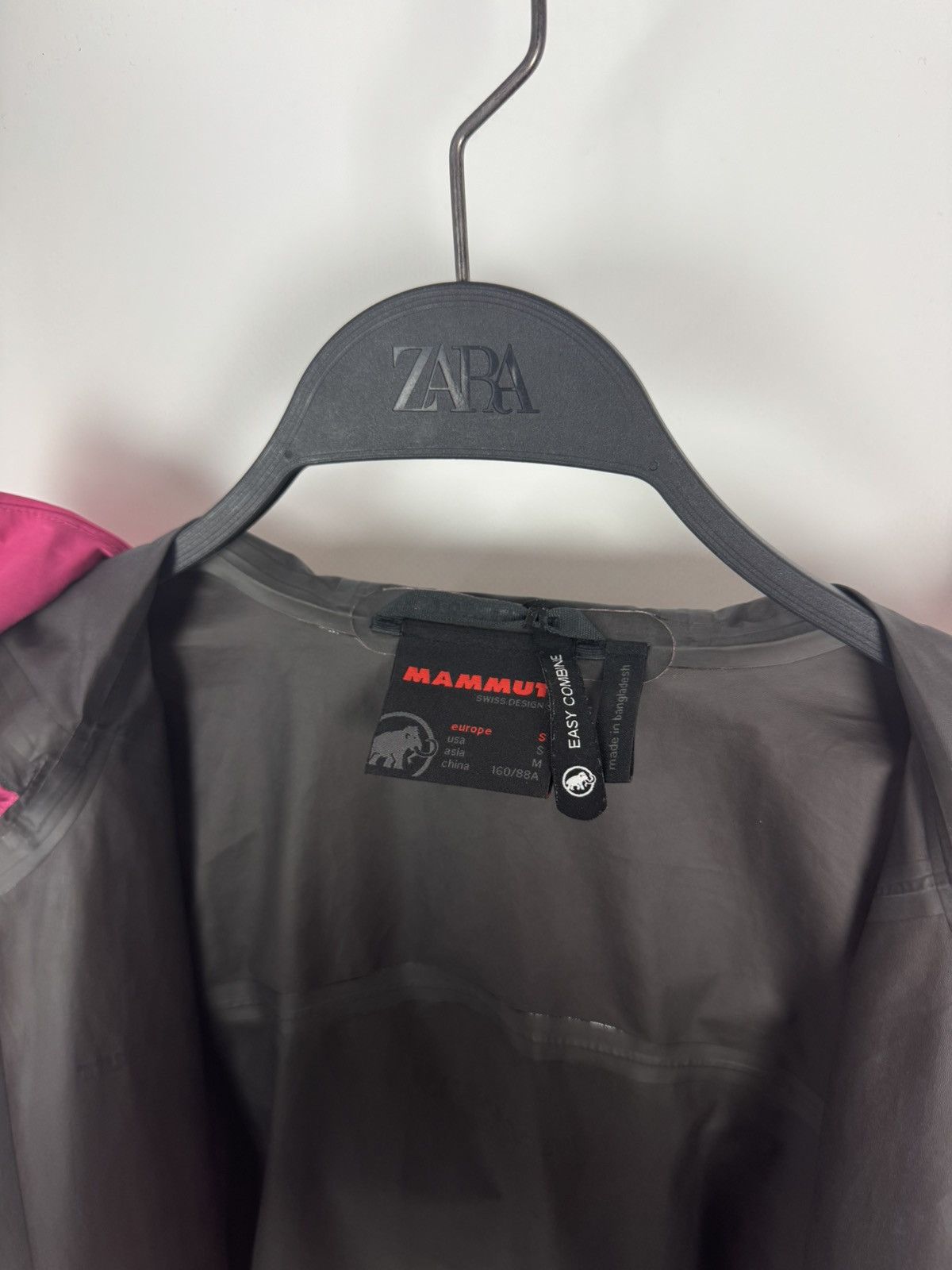 Mammut Distressed Mammut Gore-Tex Pink Women’s Outdoor Jacket Size S / US 4 / IT 40 - 19 Thumbnail