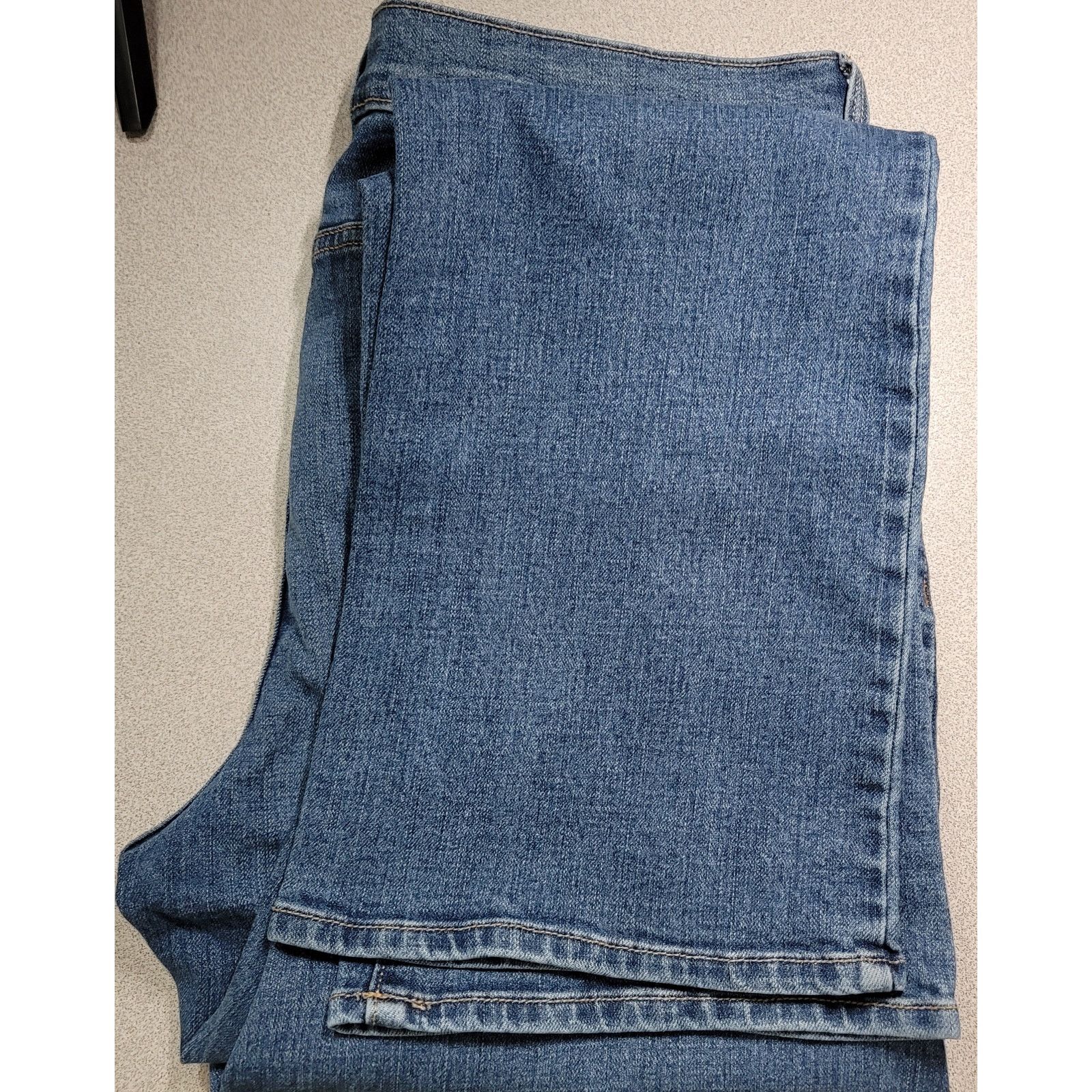 Old Navy Old Navy Light Blue Mid Rise Denim Jeans 12R Lightweight Size 34" / US 12 / IT 48 - 5 Thumbnail