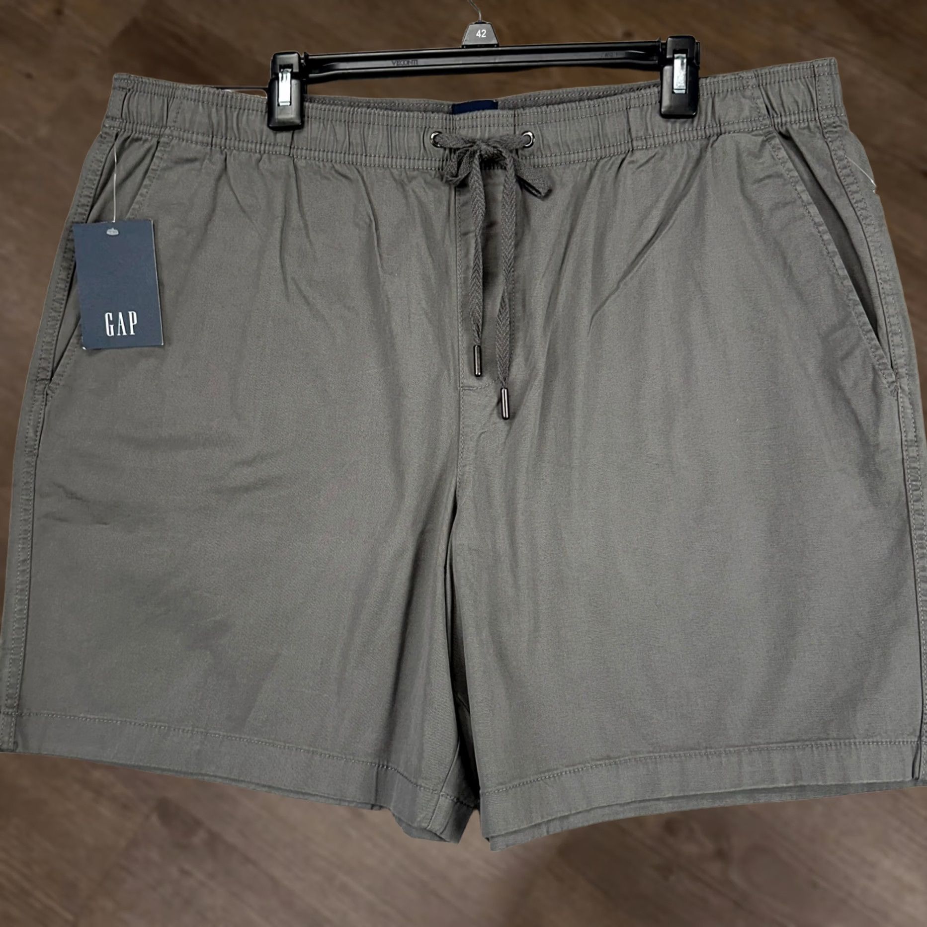Gap Gap Men Pull On Shorts 2XL Blue Casual Drawstring Stretch Elastic Waist Logo NEW Size US 39 - 1 Thumbnail