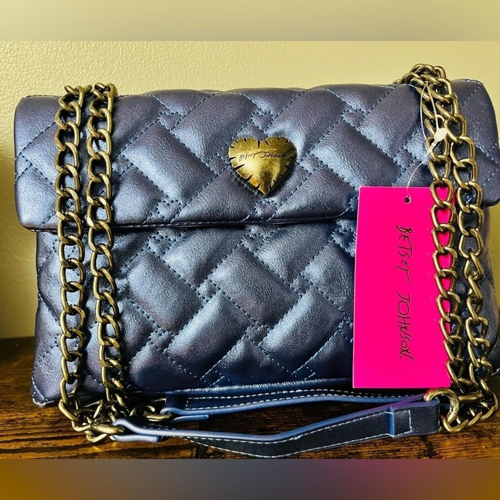 Betsey Johnson Betsey Johnson XO Maze Shoulder Bag Size ONE SIZE - 3 Thumbnail