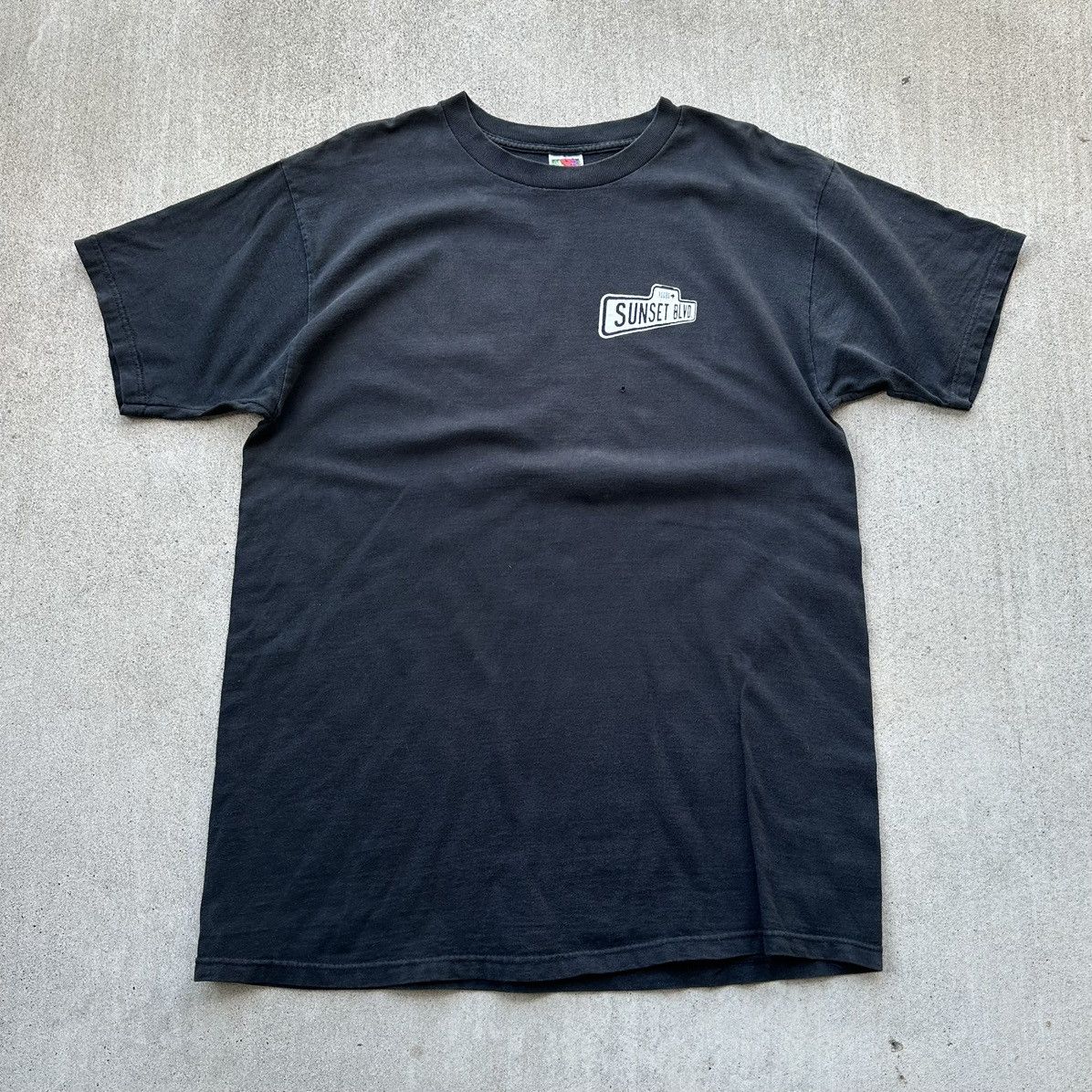 Band Tees Vintage Sunset BLVD Concert T Shirt Y2K Musical Promo Merch Size US XL / EU 56 / 4 - 1 Thumbnail