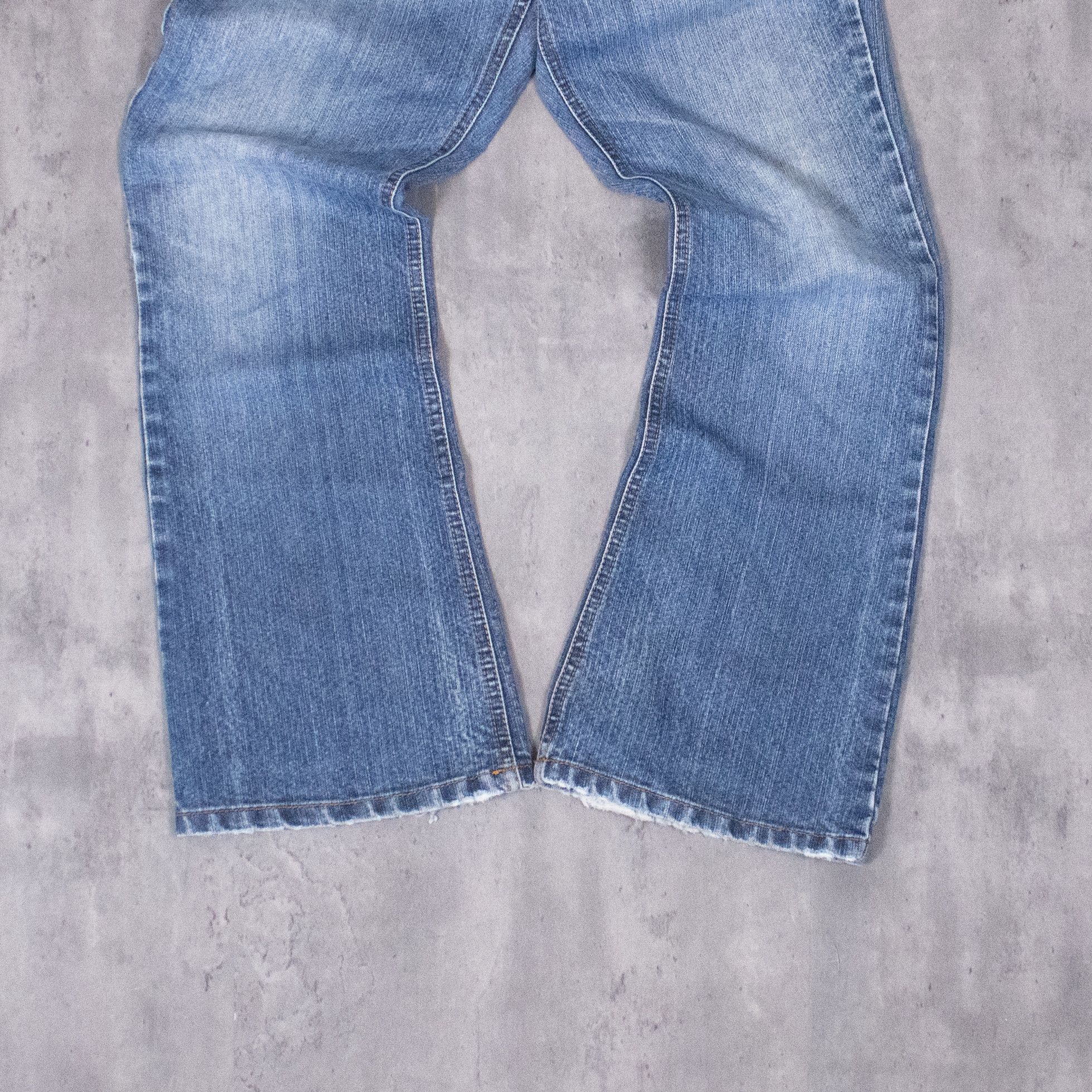 Japanese Brand VTG Y2K 2000's MIdwash Denim Jean's Flair Bootcut Pant's Size US 32 / EU 48 - 3 Thumbnail