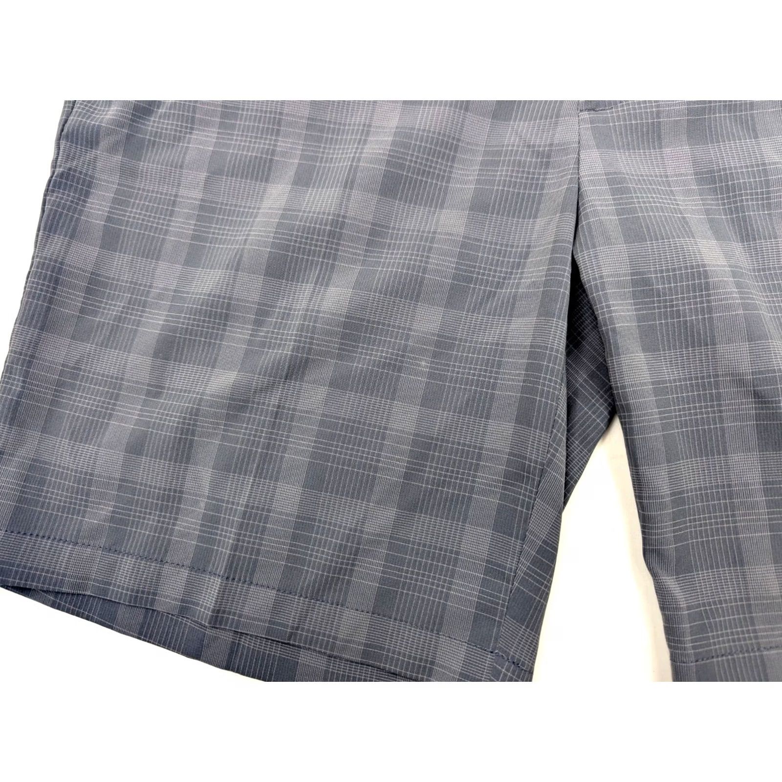 Haggar Haggar 38 Gray Plaid Short 9.5in Inseam Men's Classic Lightweight Casual Chino Pant Short with Pockets Size US 38 / EU 54 - 4 Thumbnail