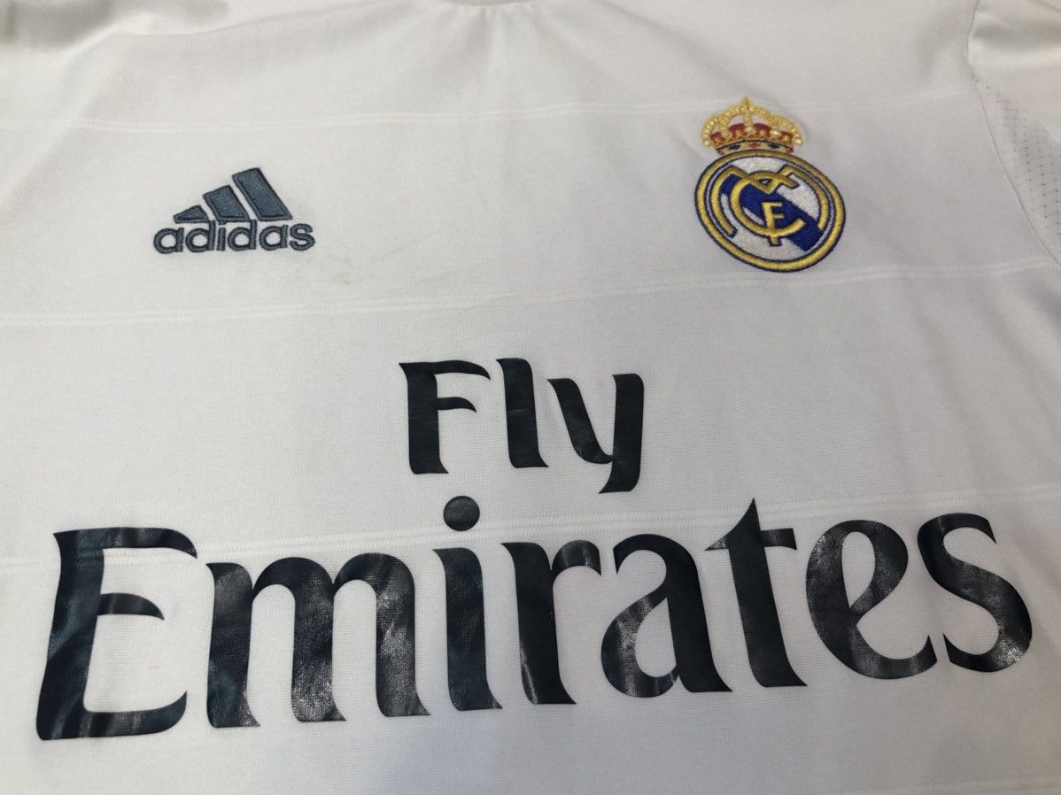 Adidas Real Madrid 13/14 home shirt #11 Bale Size US S / EU 44-46 / 1 - 4 Thumbnail