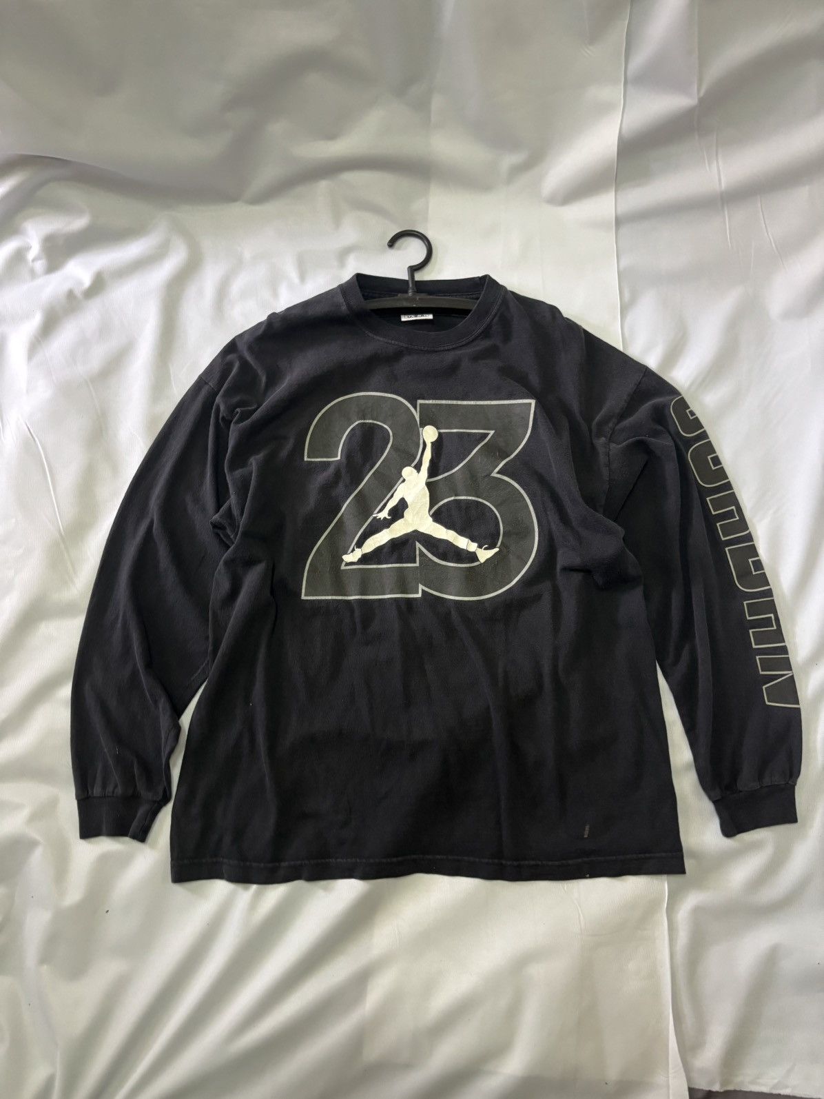 Jordan Brand × Nike × Vintage VTG NIKE x JORDAN LONG-SLEEVE Size US XL / EU 56 / 4 - 1 Thumbnail