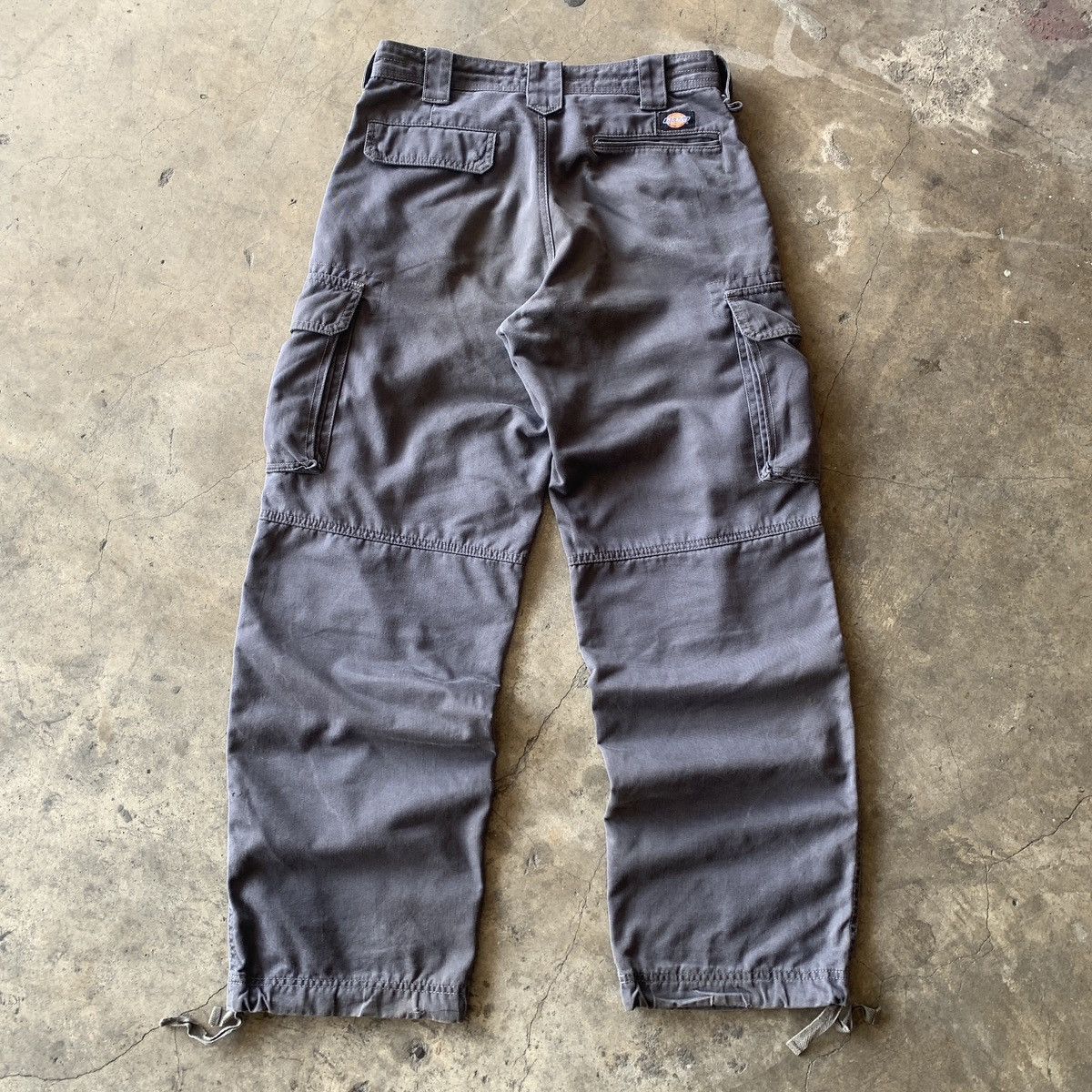 Vintage Vintage Dickies CargoPants Japanese Size US 32 / EU 48 - 1 Thumbnail