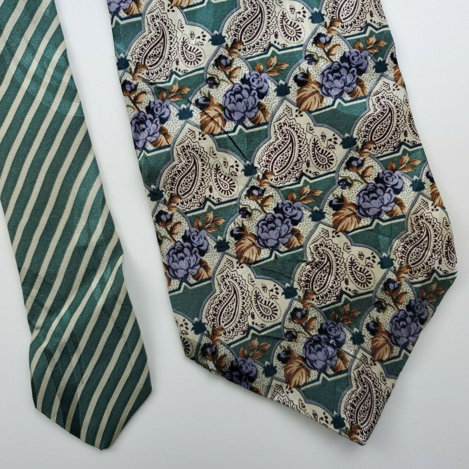 Vintage Hunting Horn Green Paisley Silk Geometric Tie Short Size ONE SIZE - 1 Thumbnail
