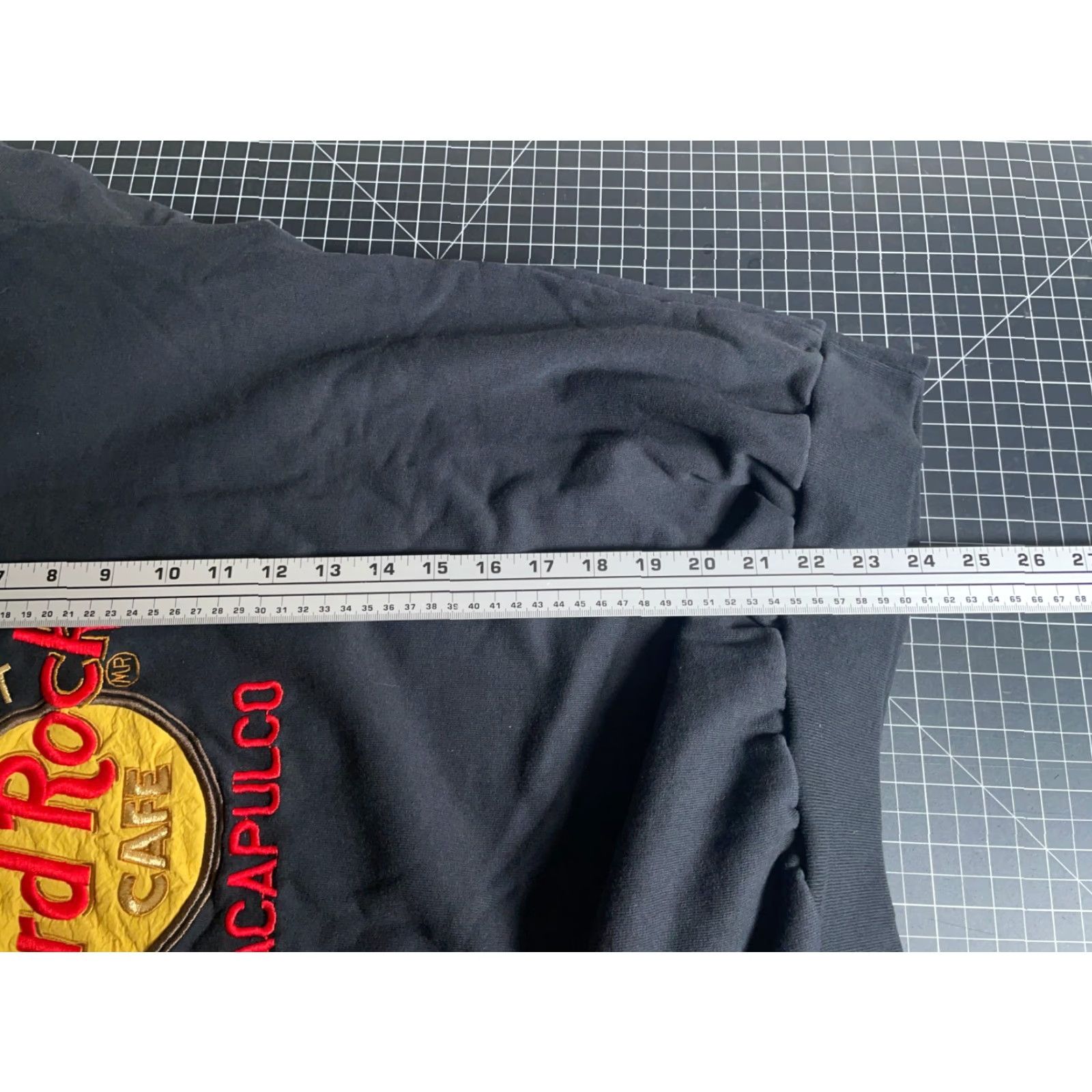Hard Rock Cafe VINTAGE Hard Rock Cafe Acapulco Sweatshirt Graphic Print 90s Mens Large Black Pullover Crew Neck Fleece Size US L / EU 52-54 / 3 - 7 Thumbnail