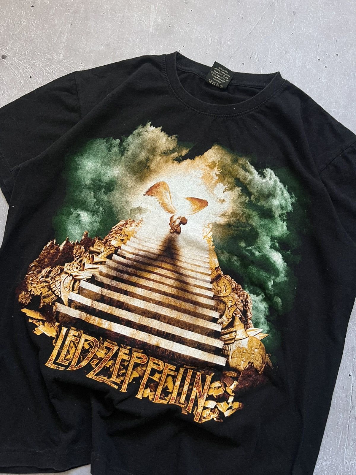Other Solid Rock Led Zeppelin T-shirt Vintage Size L Size US L / EU 52-54 / 3 - 2 Thumbnail