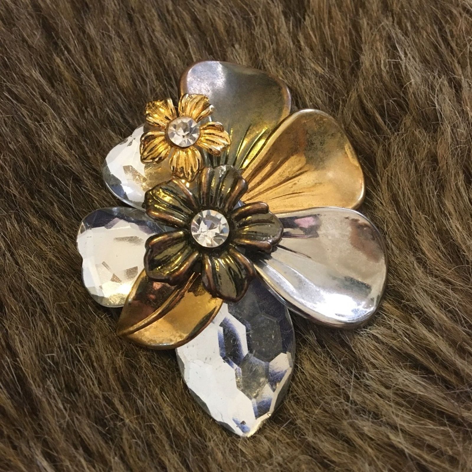 Vintage Vintage 80s plastic gem flower brooch pin Size ONE SIZE - 4 Thumbnail