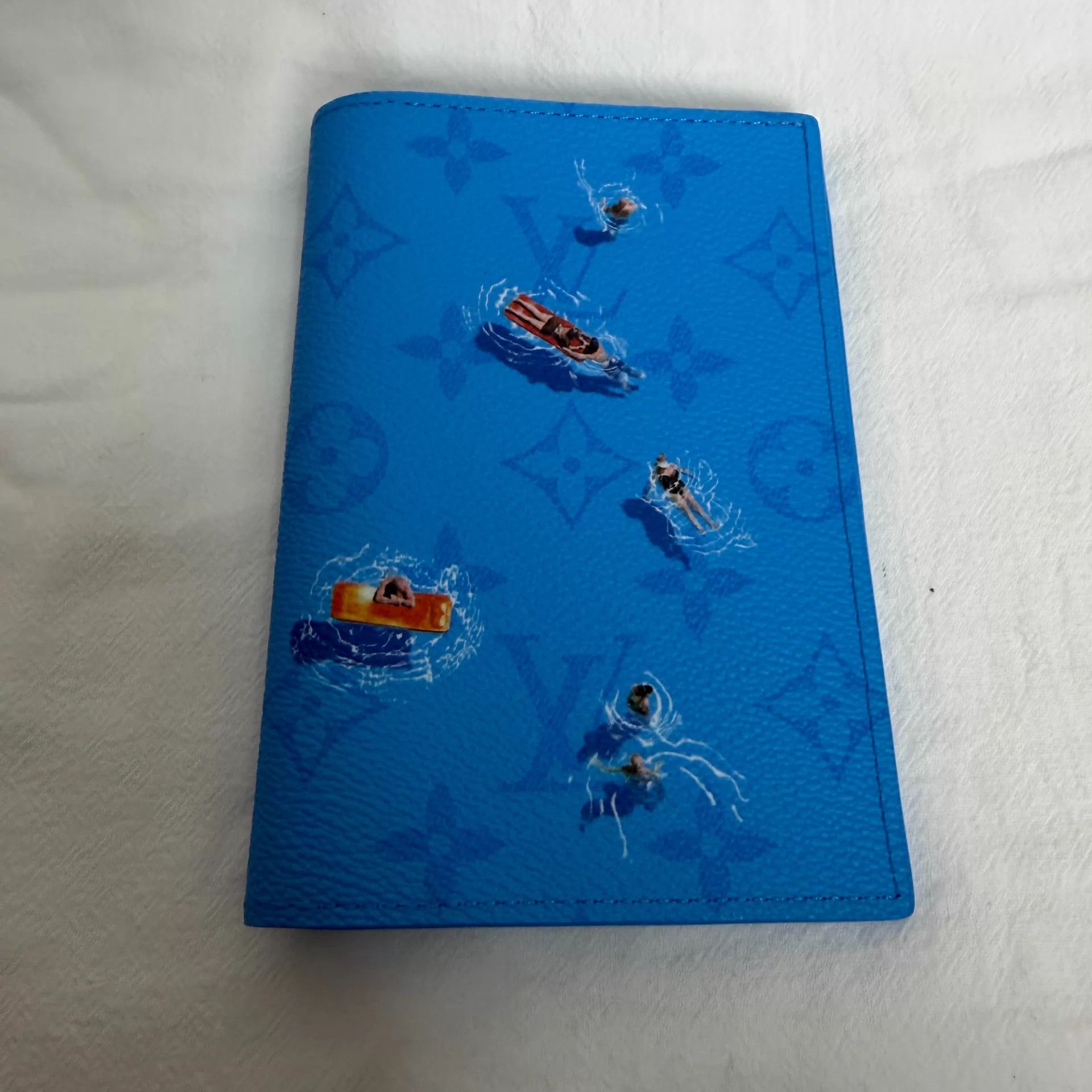 Louis Vuitton LOUIS VUITTON Colored Monogram Double Fold Card Holder Blue Size ONE SIZE - 2 Thumbnail