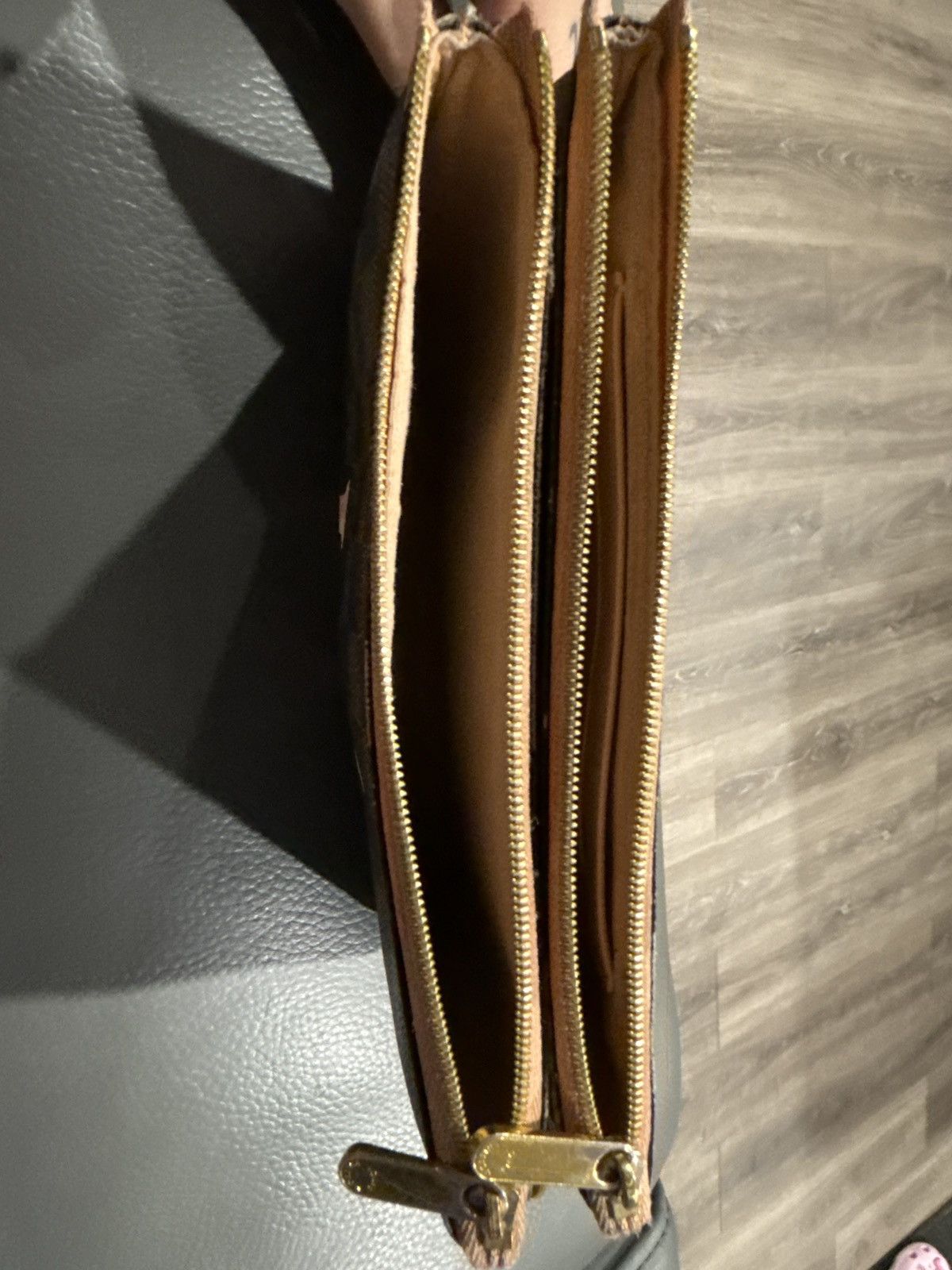 Louis Vuitton Louis Vuitton double zipped bag Size ONE SIZE - 6 Thumbnail