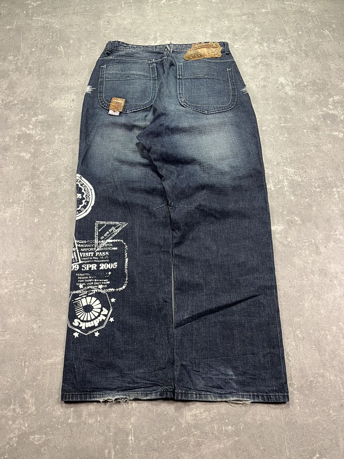 Akademiks 2000s Y2K Akademiks Washed Mega Baggy Denim Jeans 38 Size US 38 / EU 54 - 2 Thumbnail