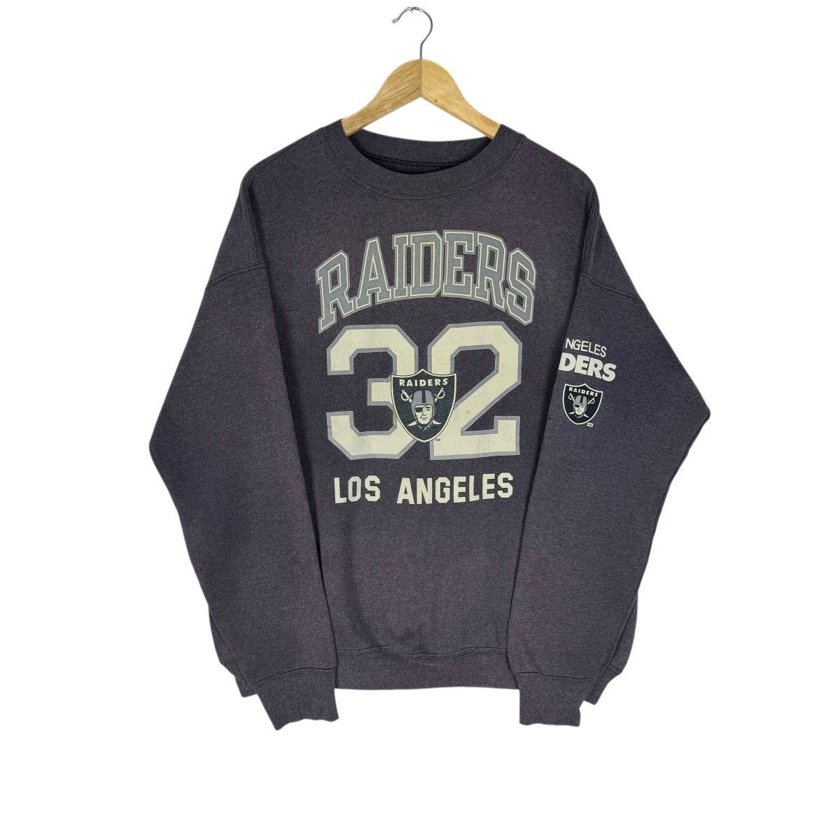 NFL ☀️RAIDERS LOS ANGELES NFL FADED BLACK SWEATSHIRTS CREWNECK Size US L / EU 52-54 / 3 - 1 Thumbnail